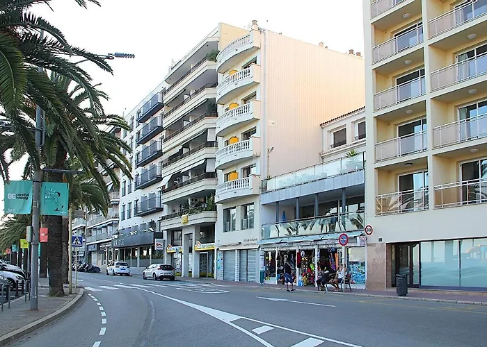 Nautic Апартаменты *