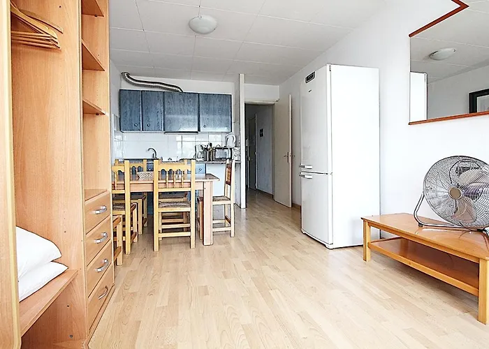 Nautic Апартаменты *